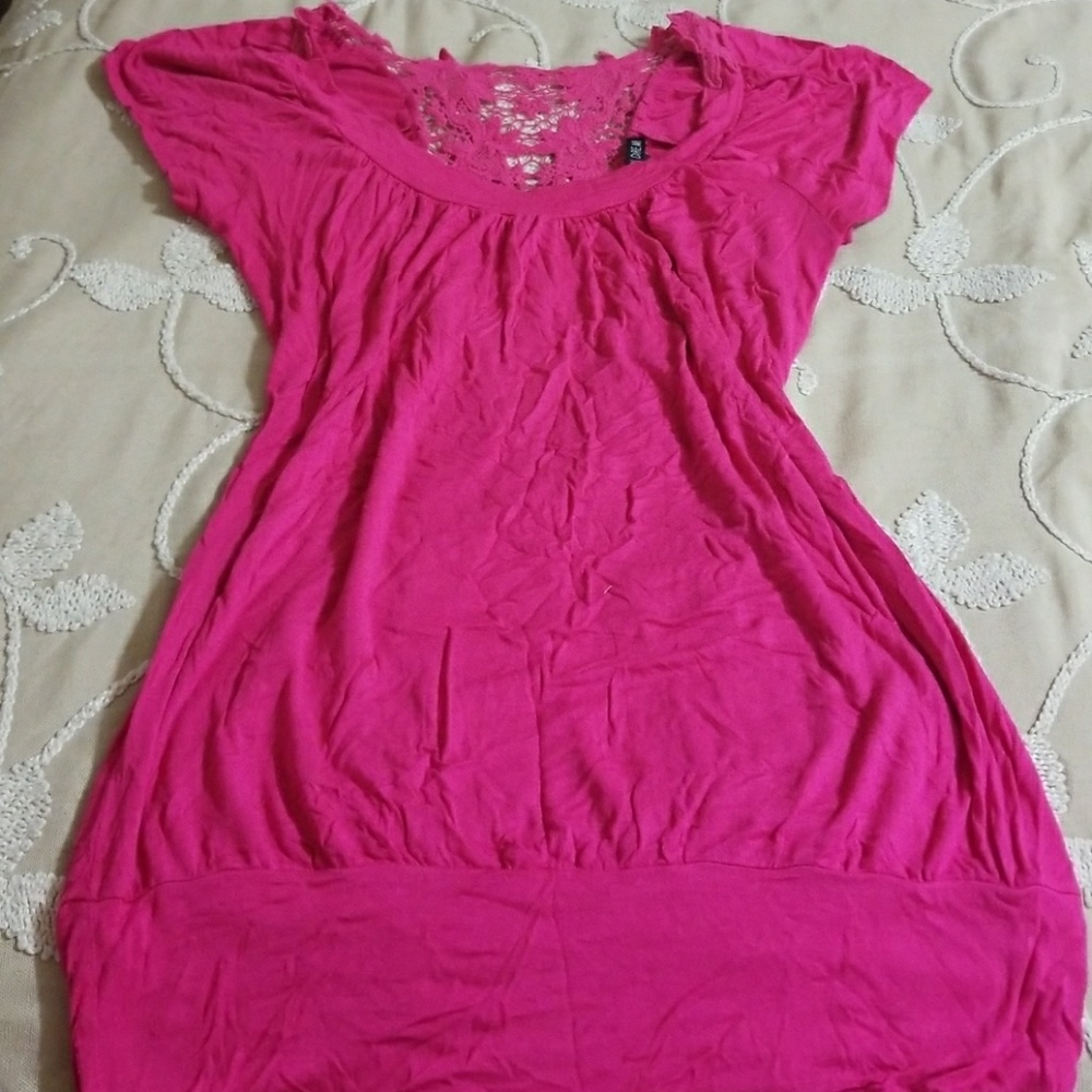 Magenta top